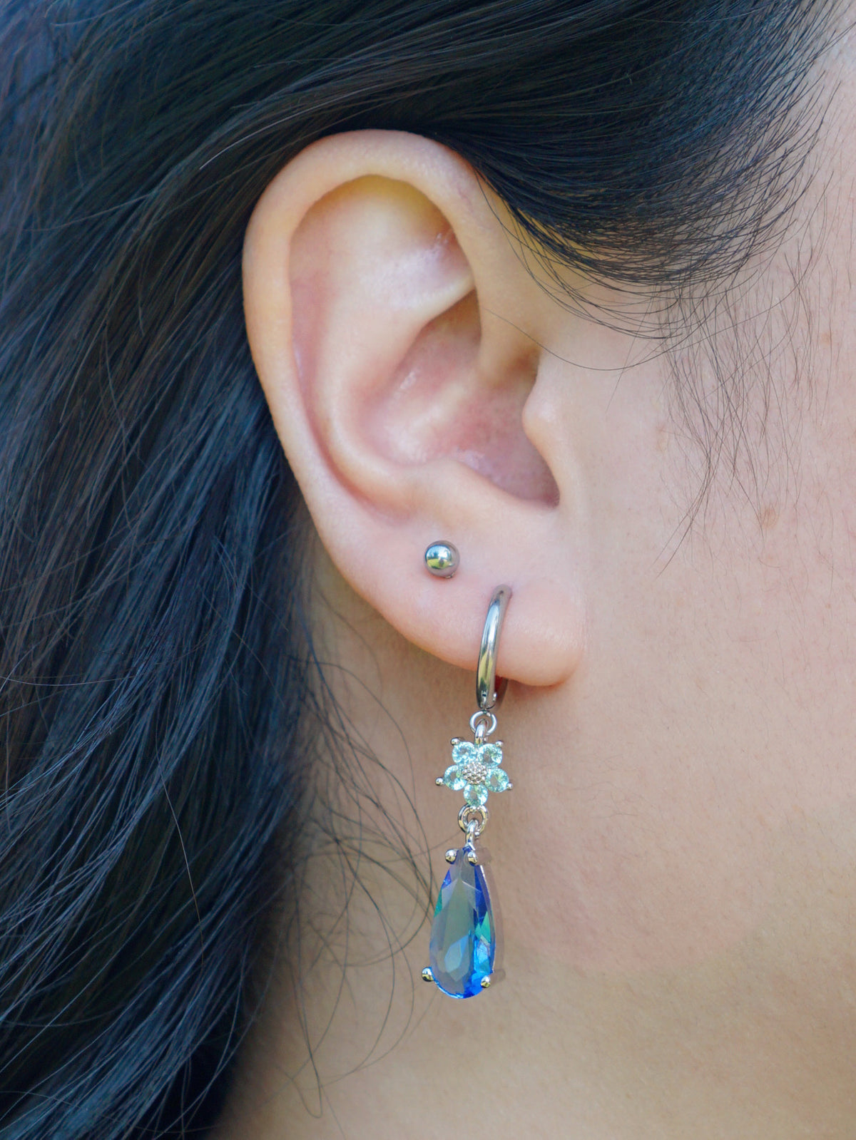 Blue Moon Flower: Someday I'll Show You, Himmel-Inspired Earrings